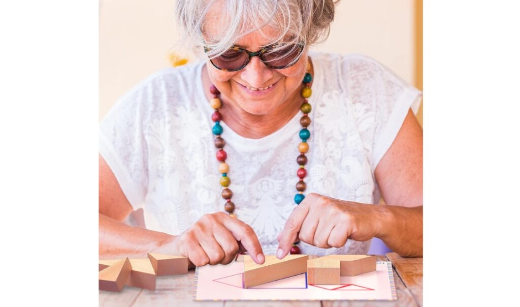 Keeping Busy jeu de tangram bon pour aider les facultés du cerveau